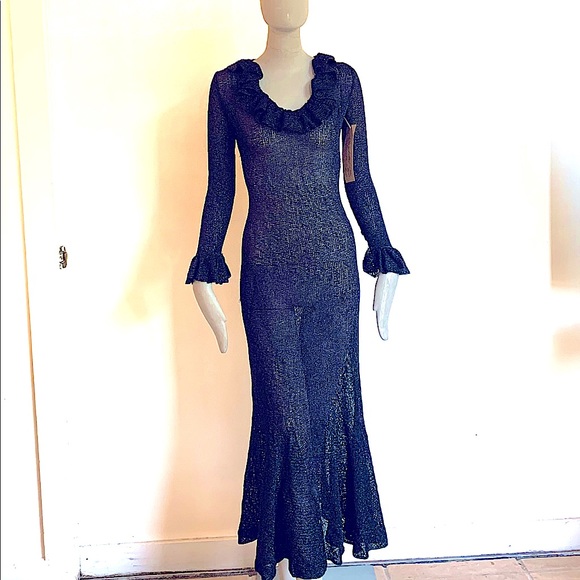 Dresses & Skirts - COPY - 70's Vintage knitted long black dress bell cuff